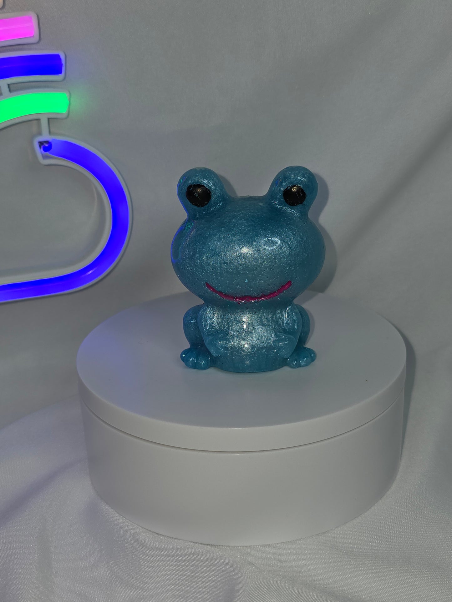 Frog figurine