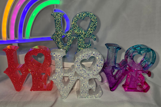 Resin Love sign