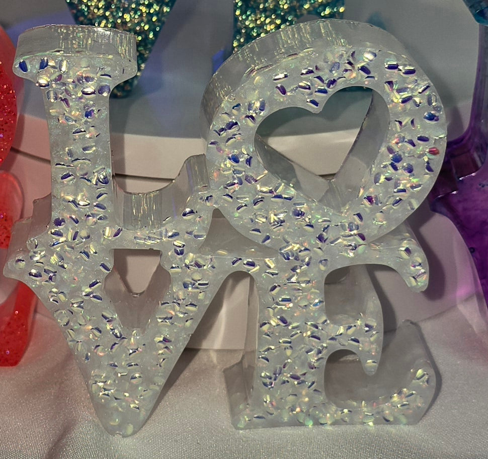Resin Love sign