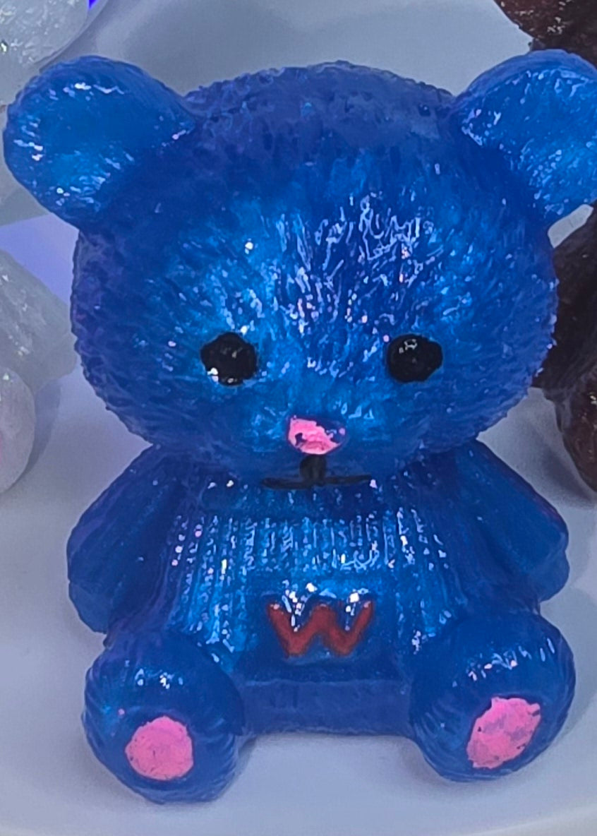 Small teddy bears
