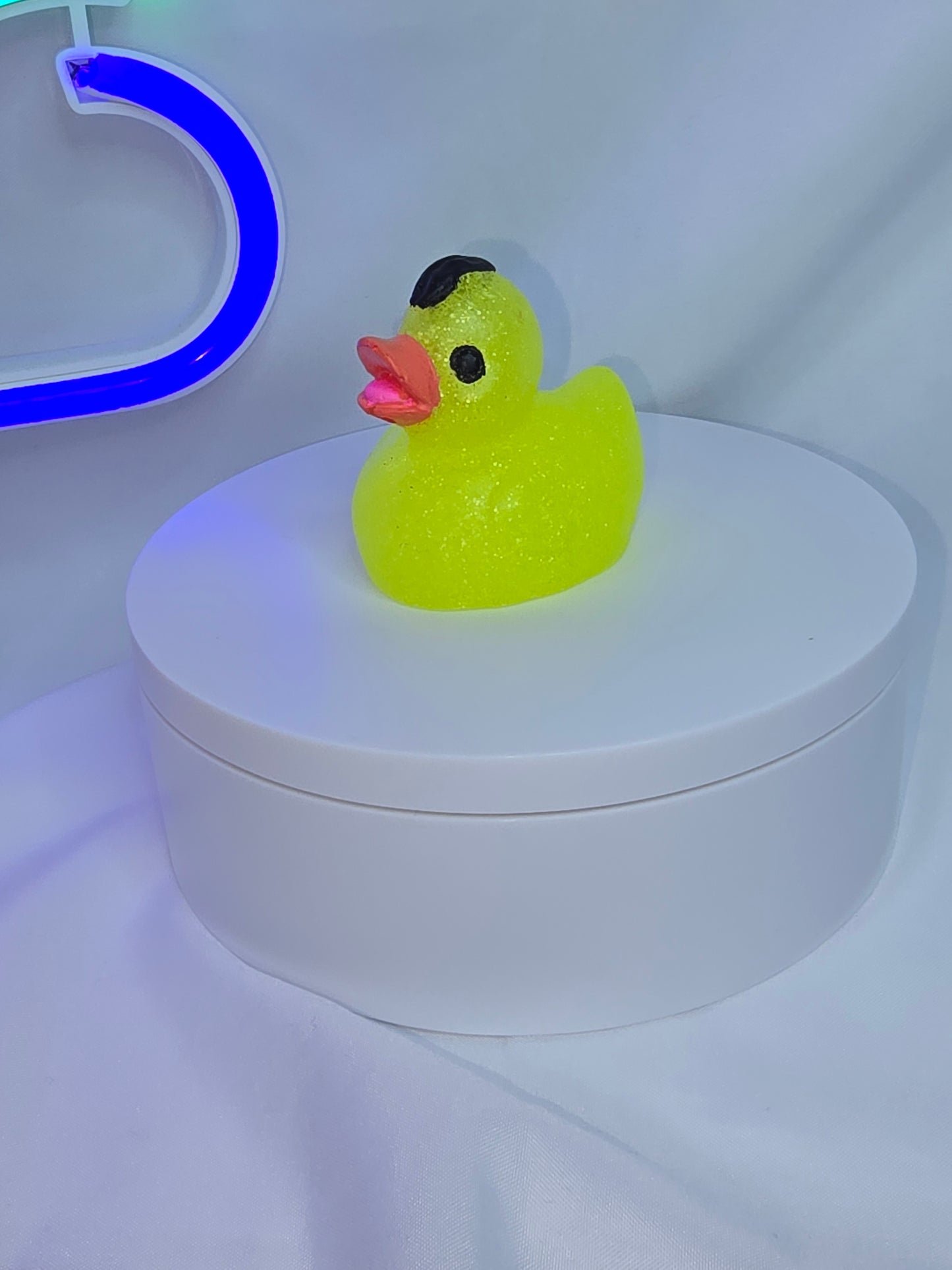 Mini duck