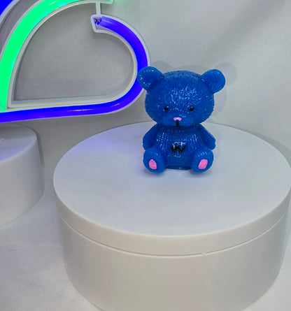 Small teddy bears